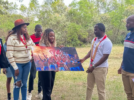 Participants presenting artwork during the Hyrax Hill fellowship